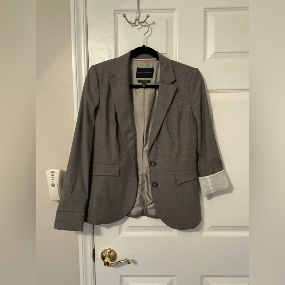 Banana Republic Gray Women’s Blazer
